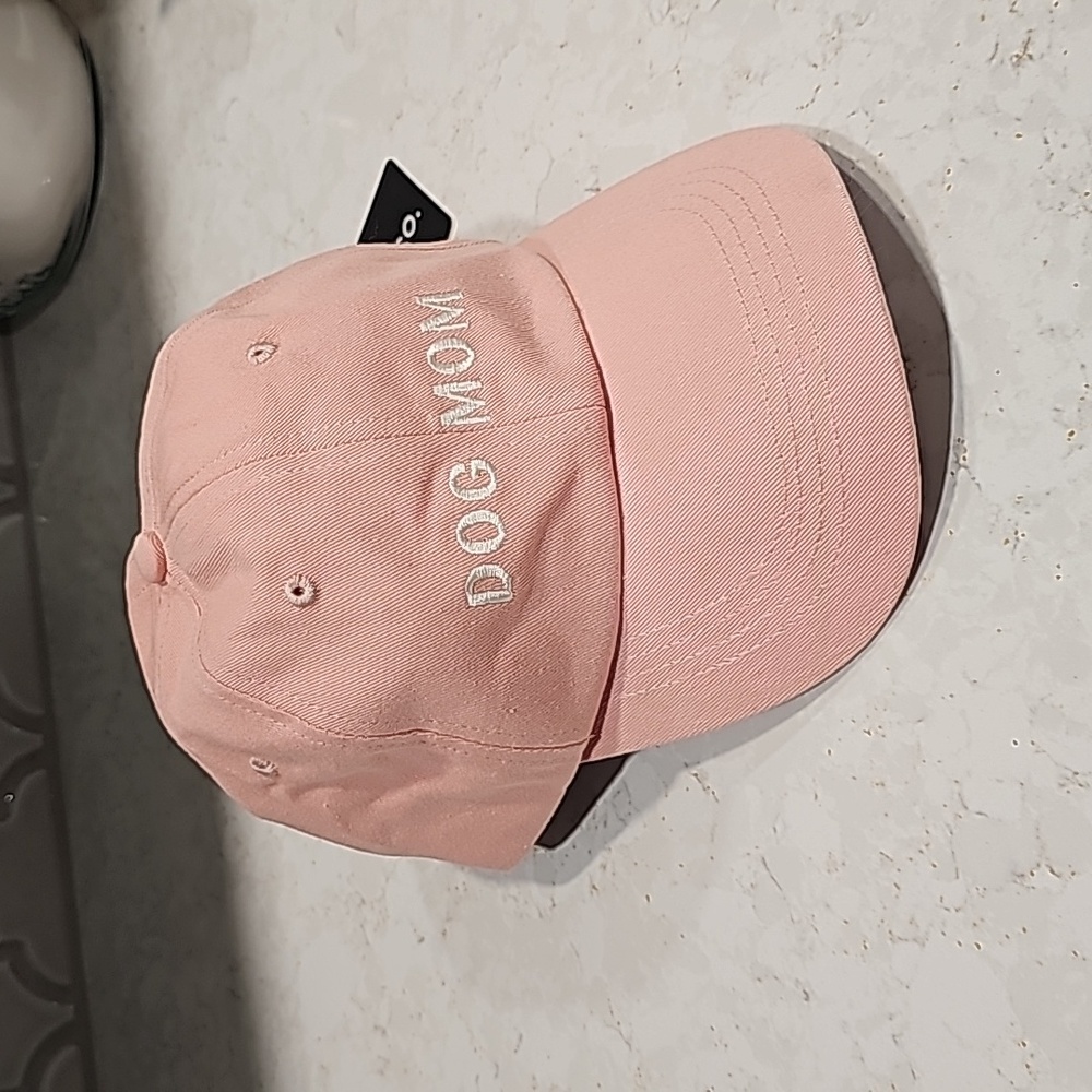 Lucy and Co Dog Mom‎ Hat